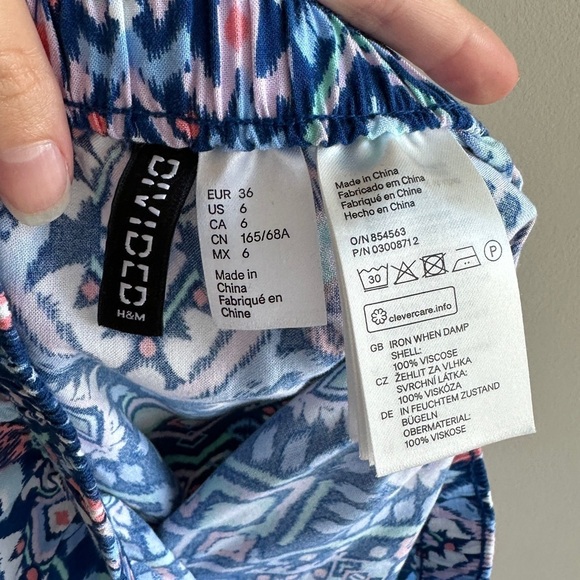 Divided by H&M Bohemian Aztec Geometric Print Neon Mini Skirt, Size 6 - Picture 9 of 15